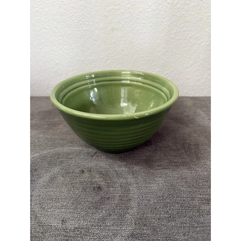 Vintage Bauer Los Angeles Green Ringware Pottery Mixing/Nesting Bowl No. 30